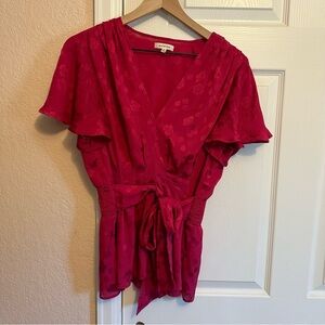 Beautiful v-neck pink blouse